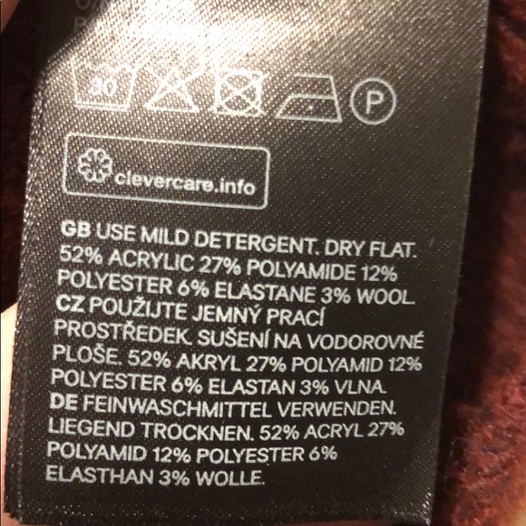 H&M off the shoulder sweater - Picture 4 of 4